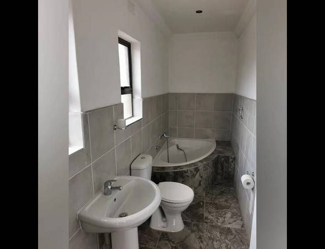 2 BEDROOM PROPERTY TO RENT IN DALPARK